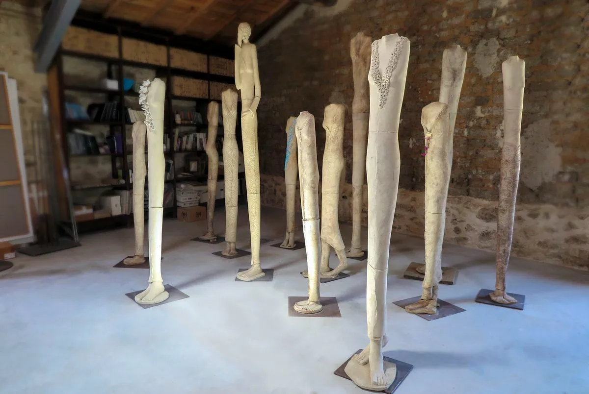 Esculturas de Amelia García en Valverdón, Salamanca