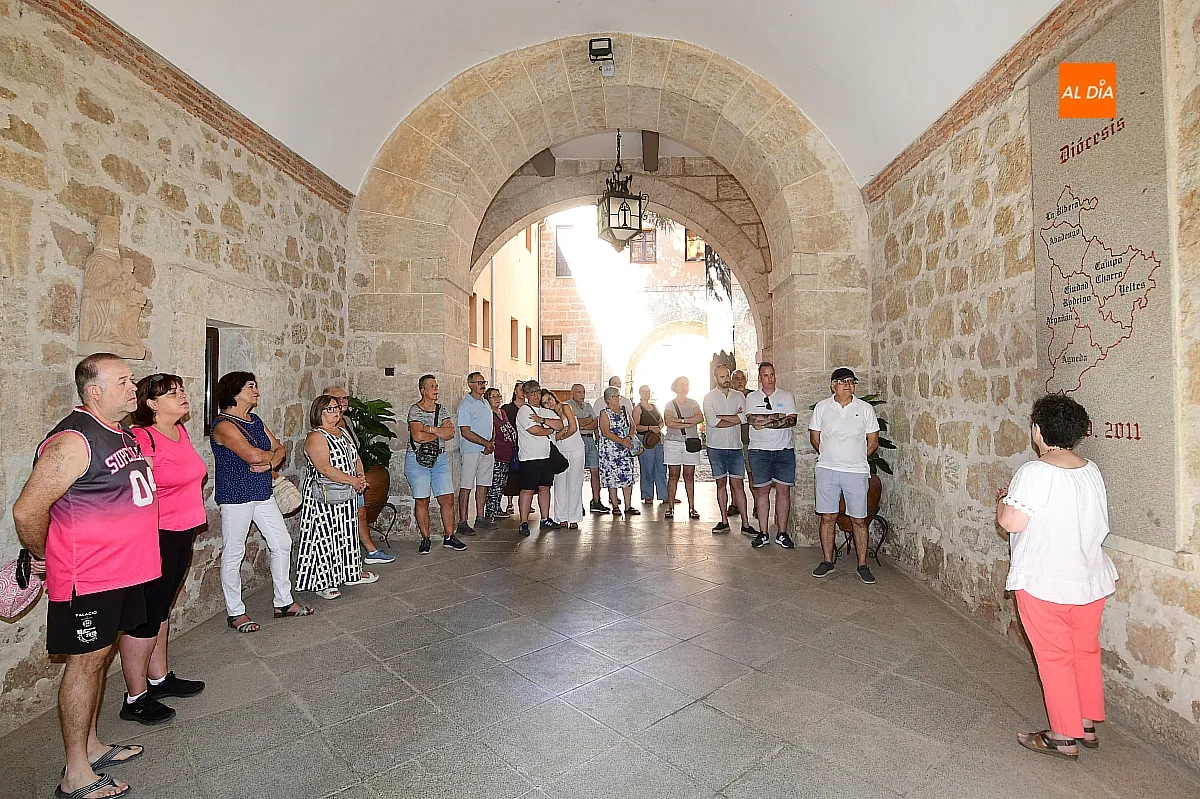 Visitantes al Palacio Episcopal de Ciudad Rodrigo