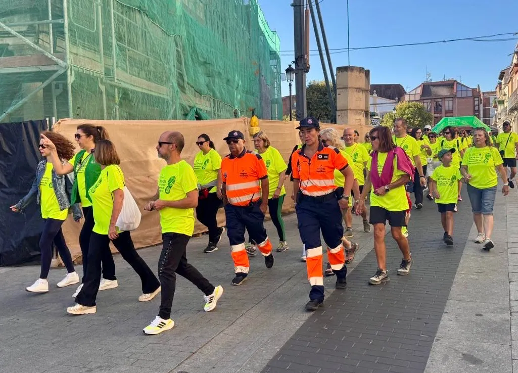Foto 5 - Pe&ntilde;aranda se vuelca con una nueva edici&oacute;n de la Marcha Solidaria de la AECC