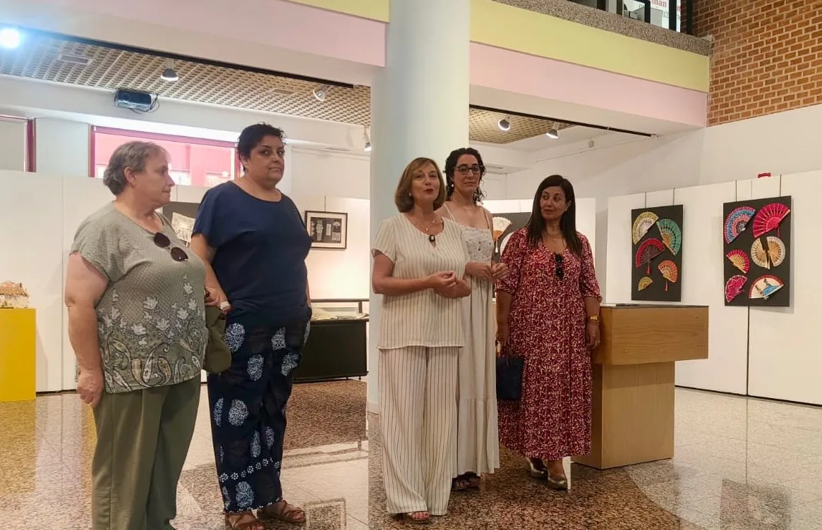 Foto 6 - Las Encajeras de Pe&ntilde;aranda muestran sus llamativos trabajos en una exposici&oacute;n como antesala de su XVIII Encuentro Nacional de este s&aacute;bado