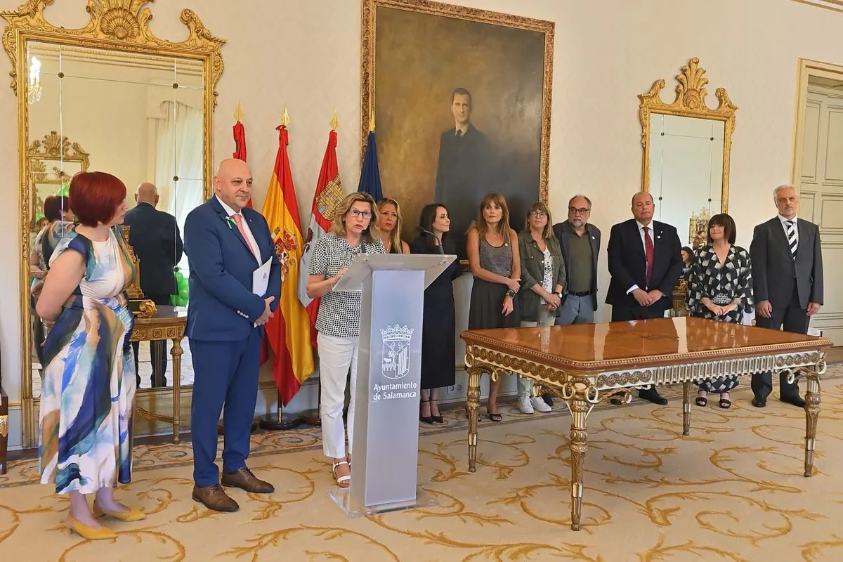 El Ayuntamiento de Salamanca ha recibido a la Asociación de Familiares de Enfermos de Alzheimer (AFA) con motivo del Día Mundial de esta enfermedad