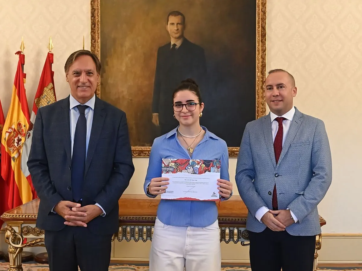 Las becas municipales de investigación impulsan el talento de 14 jóvenes salmantinos