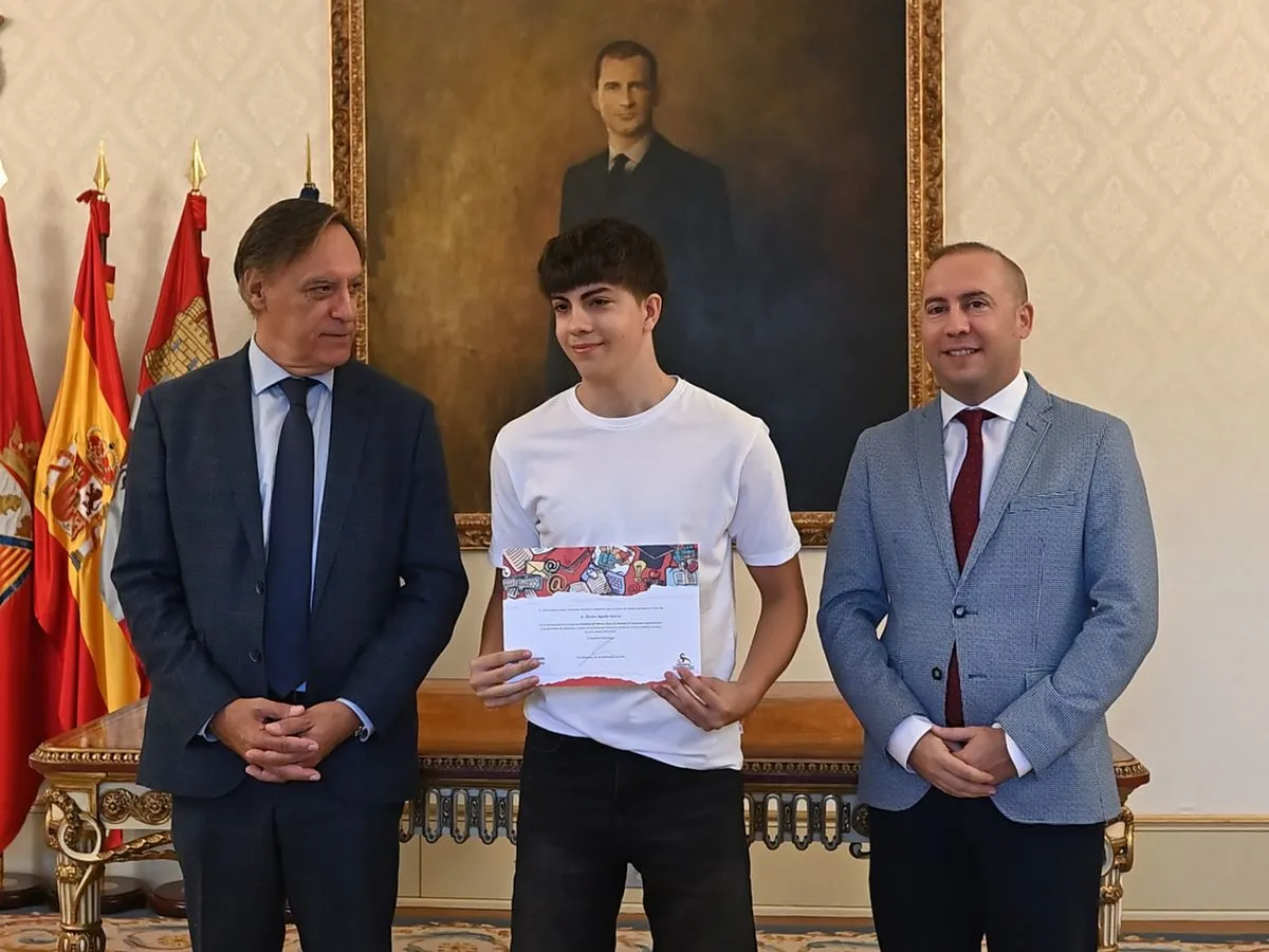 Las becas municipales de investigación impulsan el talento de 14 jóvenes salmantinos
