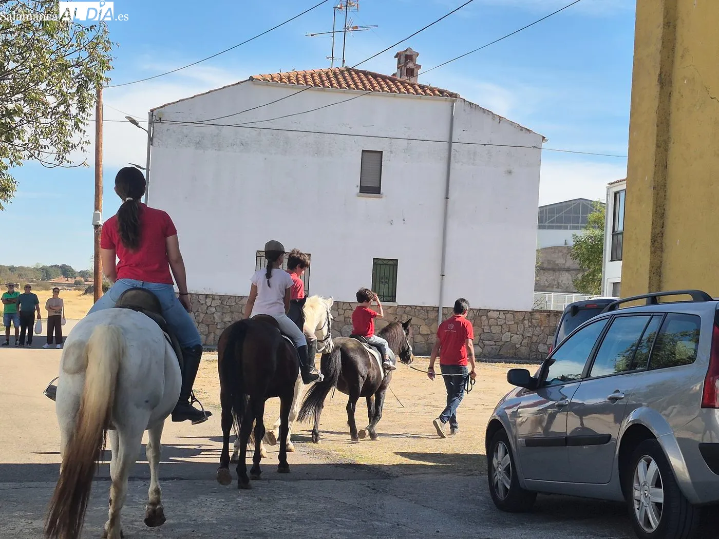 X Feria de Artesanía y Alimentación de Villar de Peralonso / ARIAS