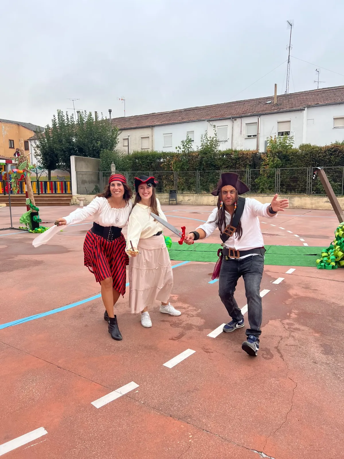 Foto 4 - Piratas, ilusi&oacute;n y diversi&oacute;n para arrancar el nuevo curso en el colegio La Encarnaci&oacute;n