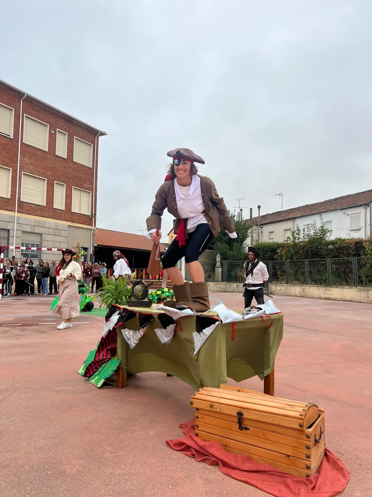 Foto 5 - Piratas, ilusi&oacute;n y diversi&oacute;n para arrancar el nuevo curso en el colegio La Encarnaci&oacute;n
