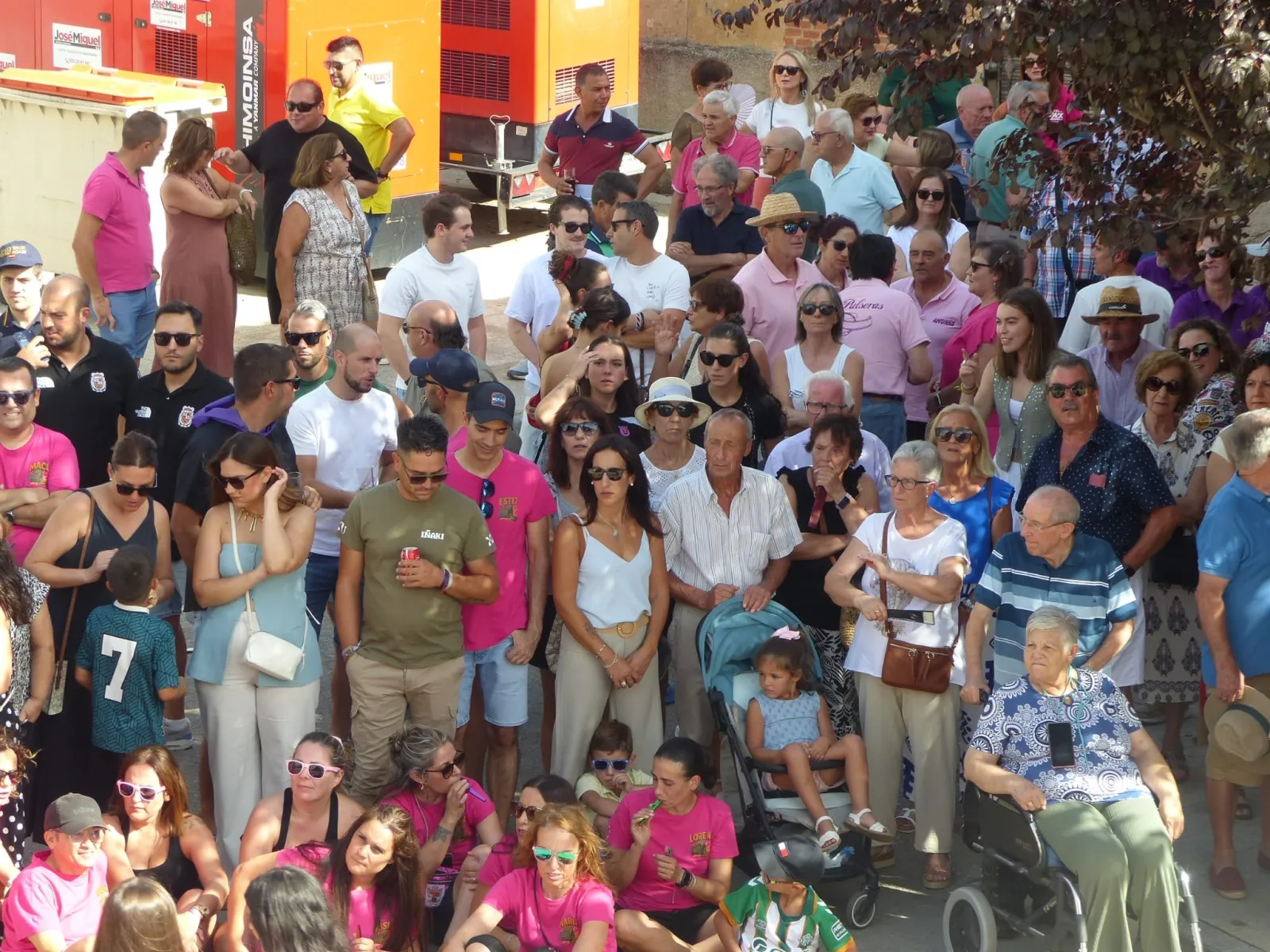 Foto 6 - Los integrantes del Concurso Cultural pregona las fiestas de Villoria tras 35 a&ntilde;os haciendo pueblo