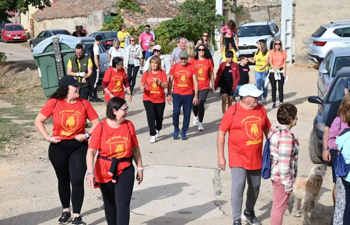 Foto 4 - AFAD Ciudad Rodrigo presenta su programa por el D&iacute;a del Alzheimer