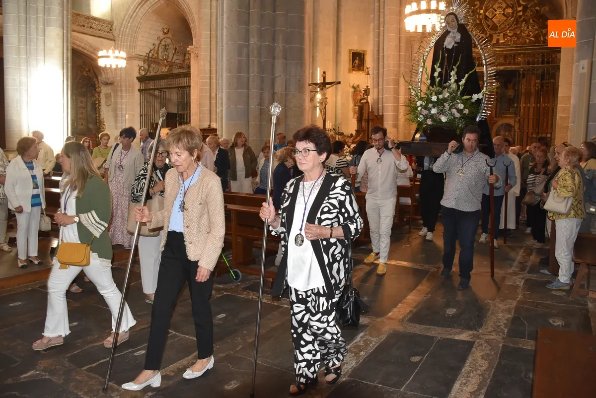 Foto 2 - La Catedral acoger&aacute; los solemnes actos y el relevo de cargos de la Cofrad&iacute;a de la Soledad