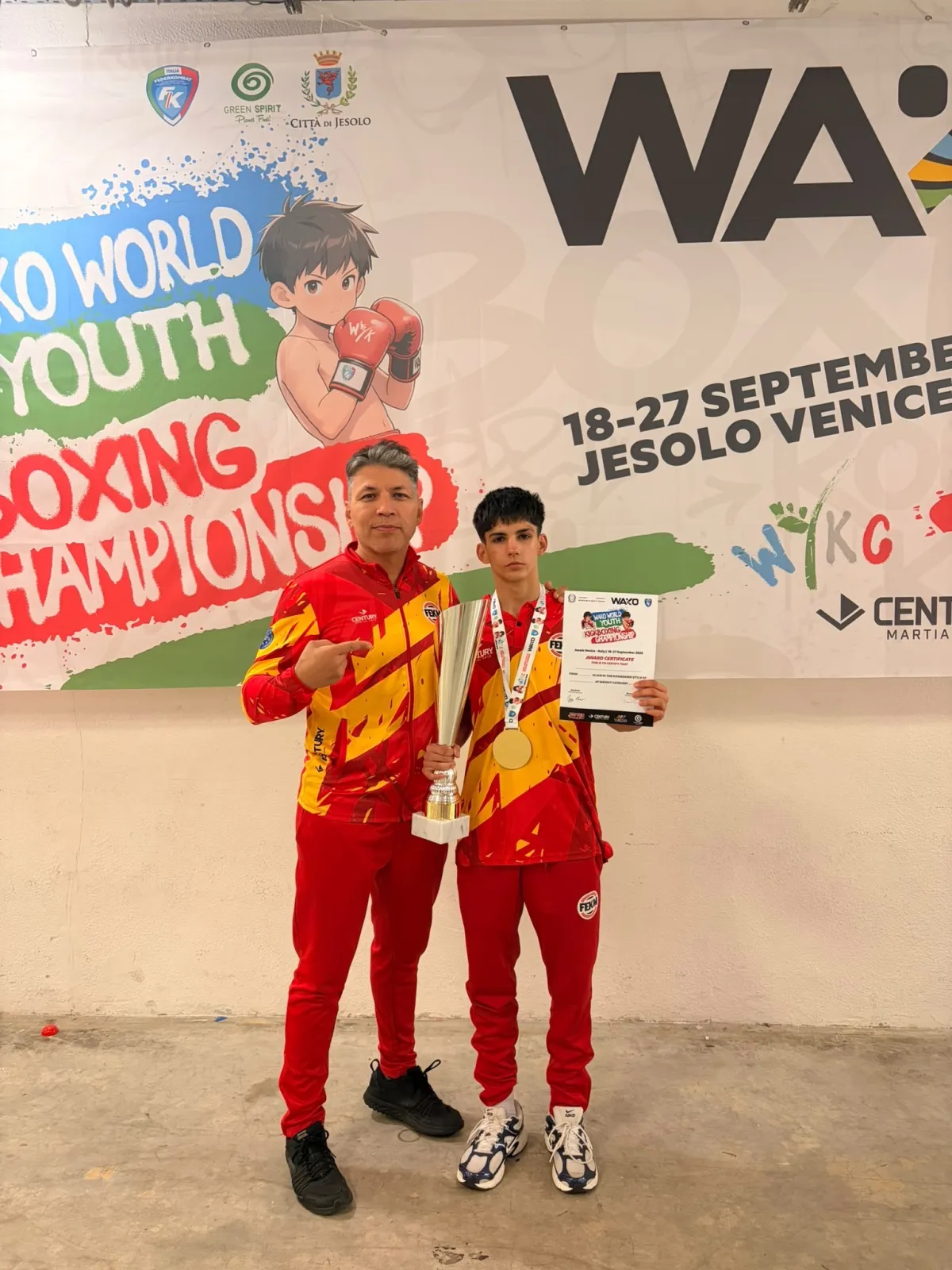 Foto 3 - El salmantino Unai Garc&iacute;a se proclama campe&oacute;n del mundo j&uacute;nior de kickboxing en su debut internacional
