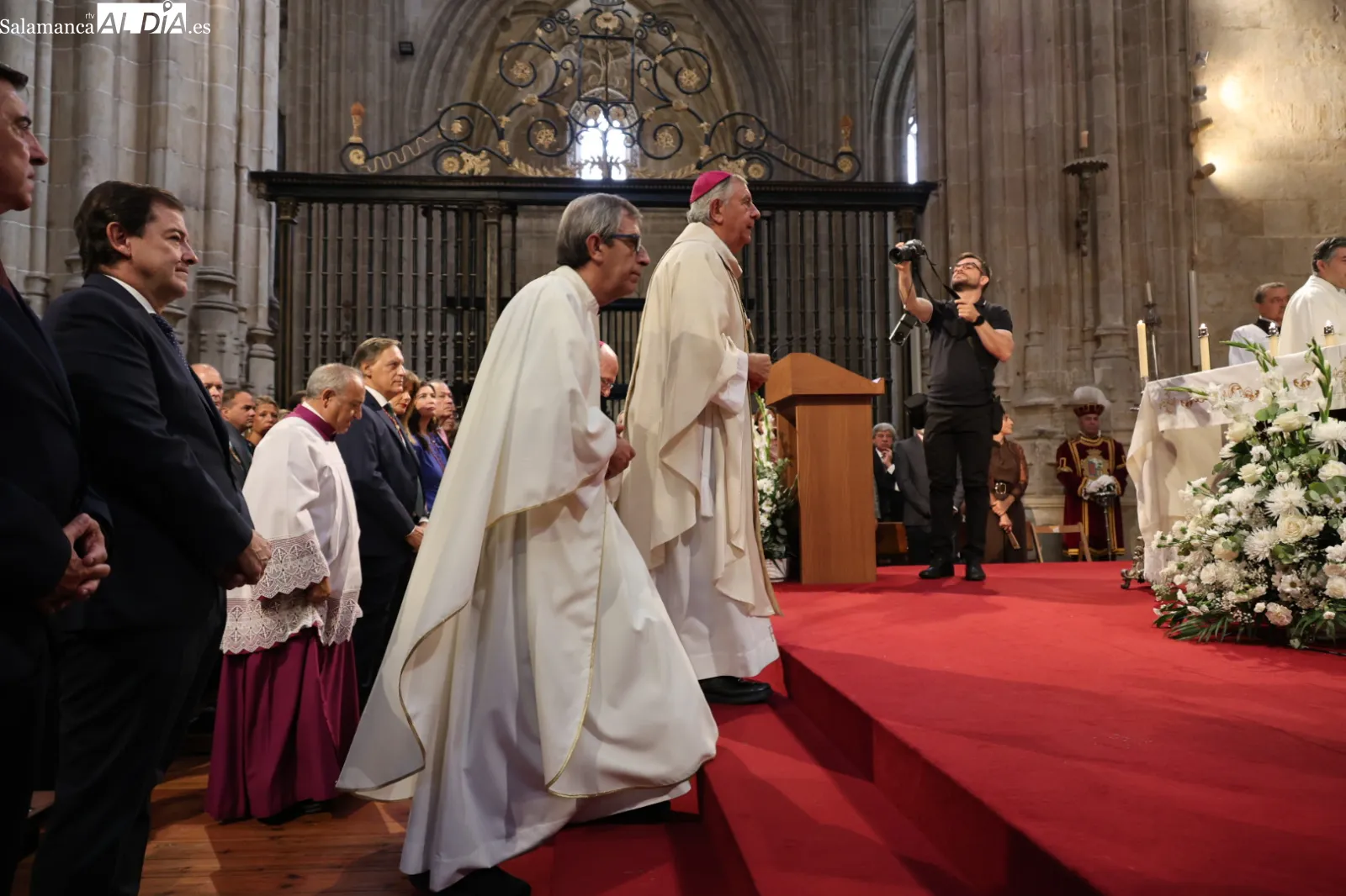 Eucaristía en honor a la Virgen de la Vega en la Catedral de Salamanca. Fotos: David Sañudo