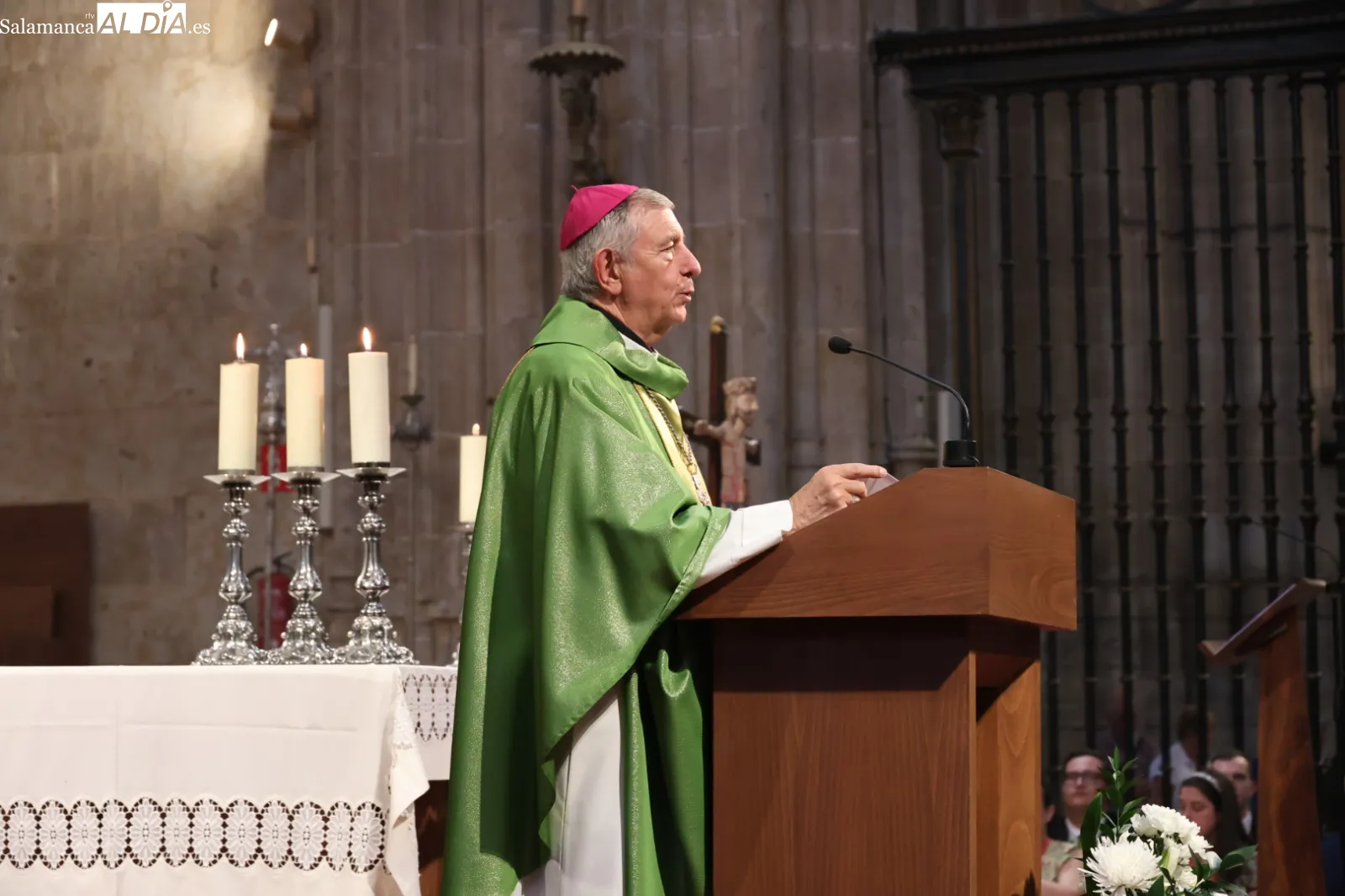 Eucaristía de clausura del Encuentro de Cofradías en la Catedral de Salamanca. Fotos: David Sañudo