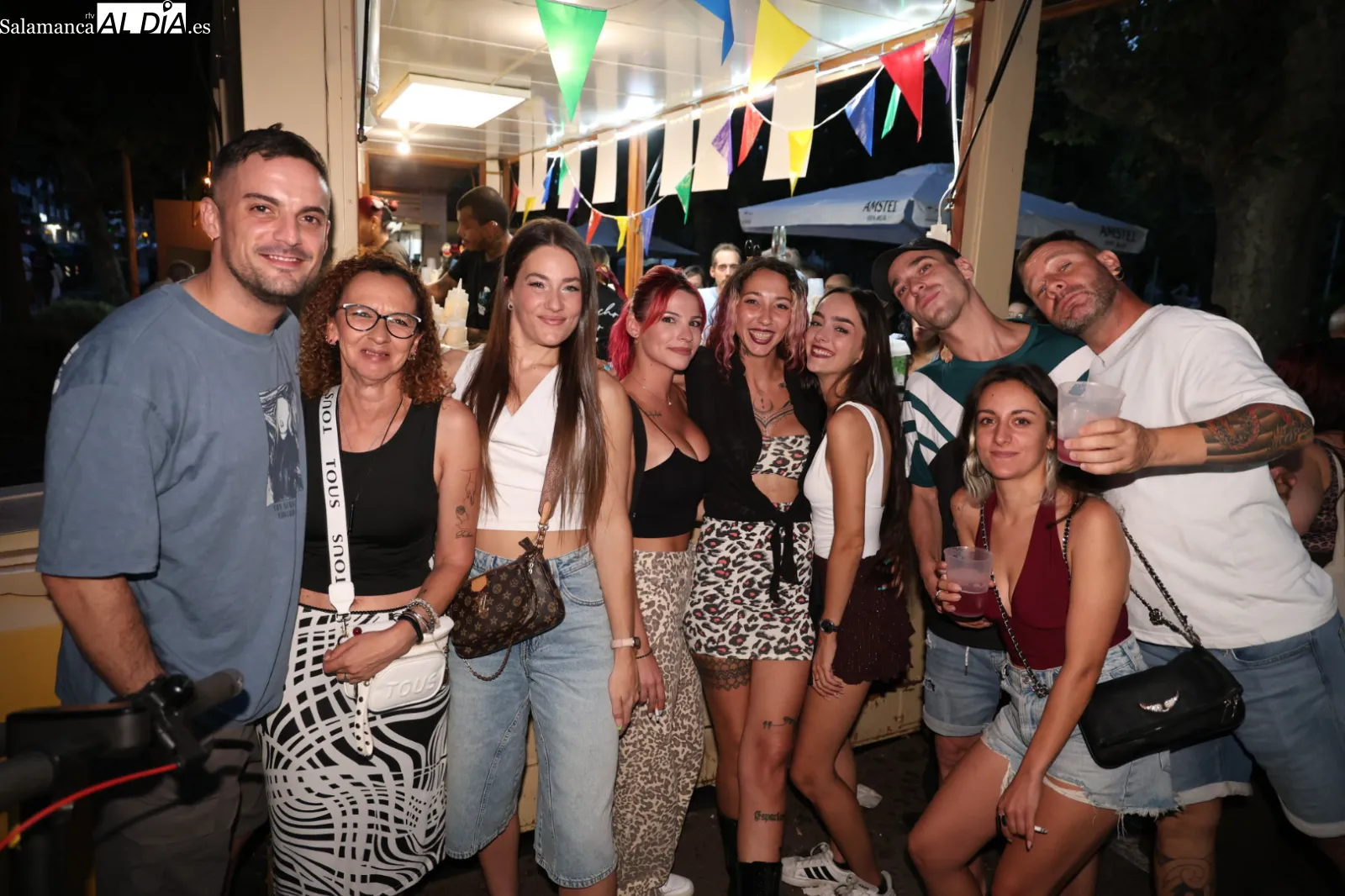 Ambiente en las casetas de La Alamedilla de la Feria de Día de Salamanca. Fotos: David Sañudo