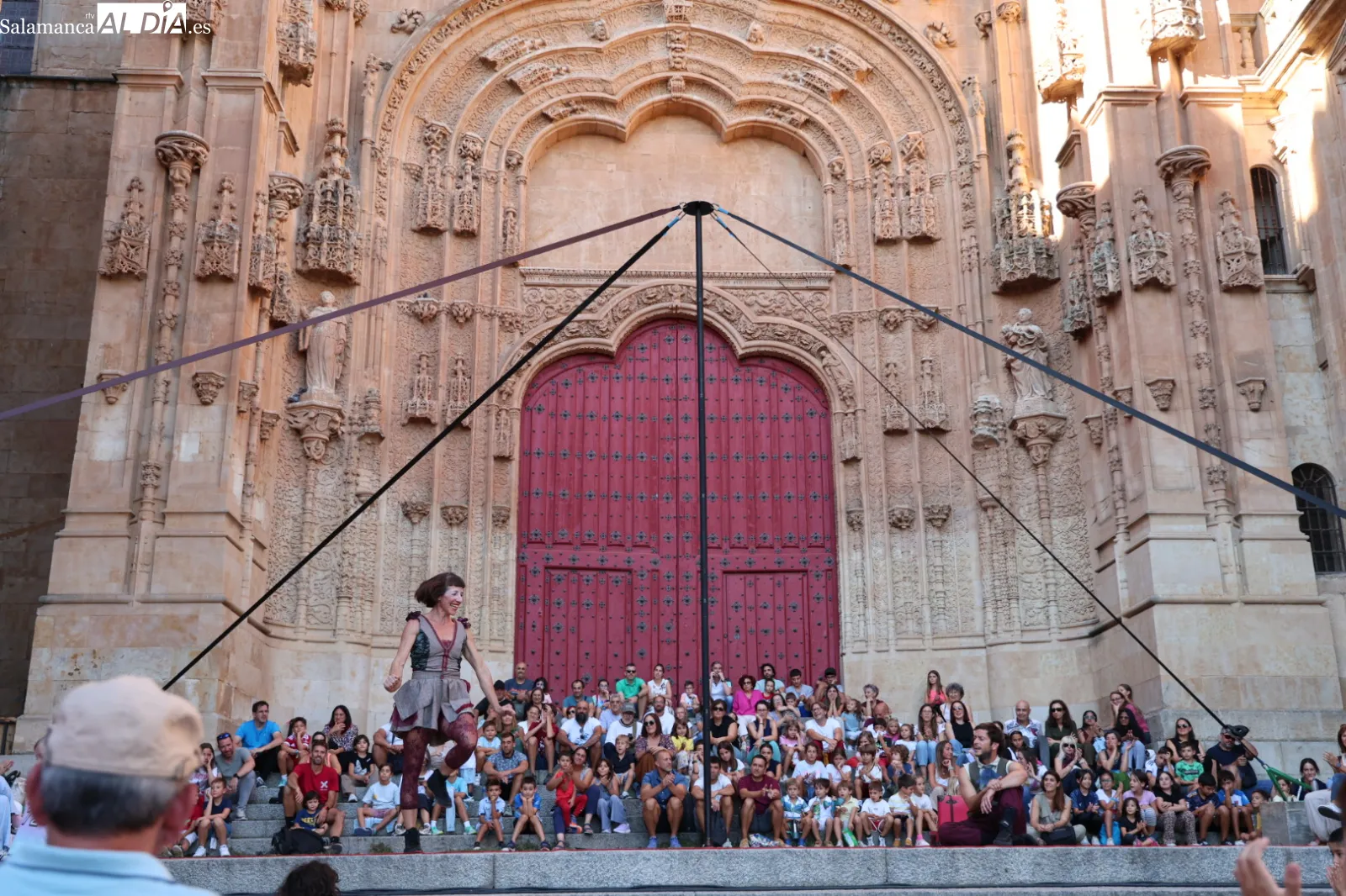 Espectáculo 'Kinematos' de ManoAmano en el Patio Chico de Salamanca. Fotos: David Sañudo