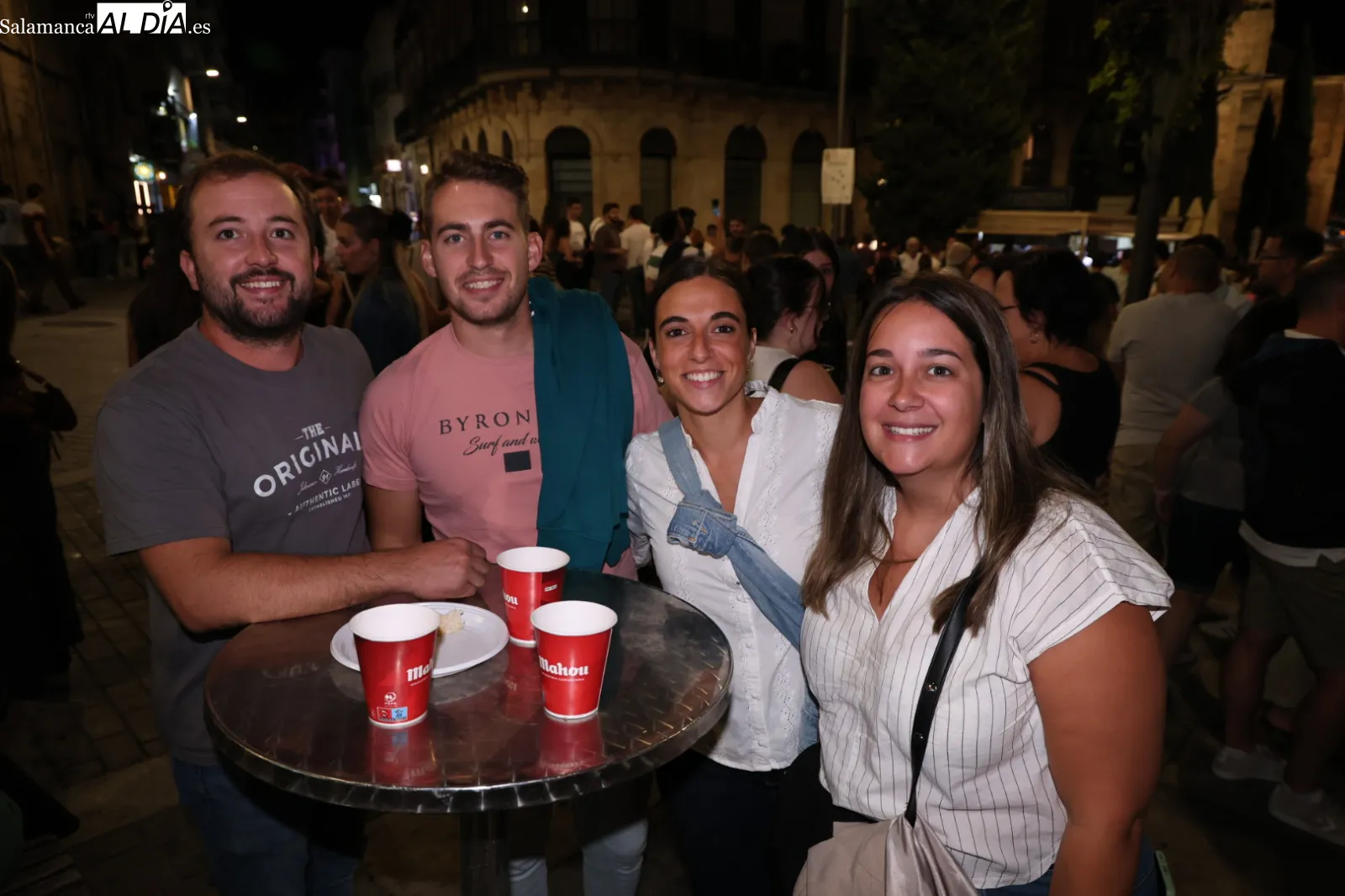 Ambiente en las casetas de la Plaza del Mercado. Fotos: David Sañudo
