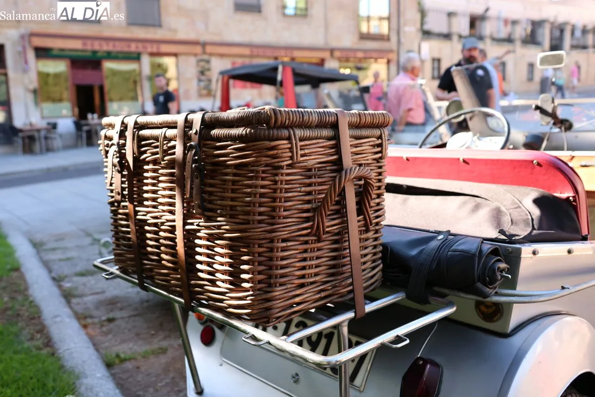 Joyas sobre ruedas: los microcoches de los años 50 y 60 llegan a Salamanca | FOTOS: David Sañudo