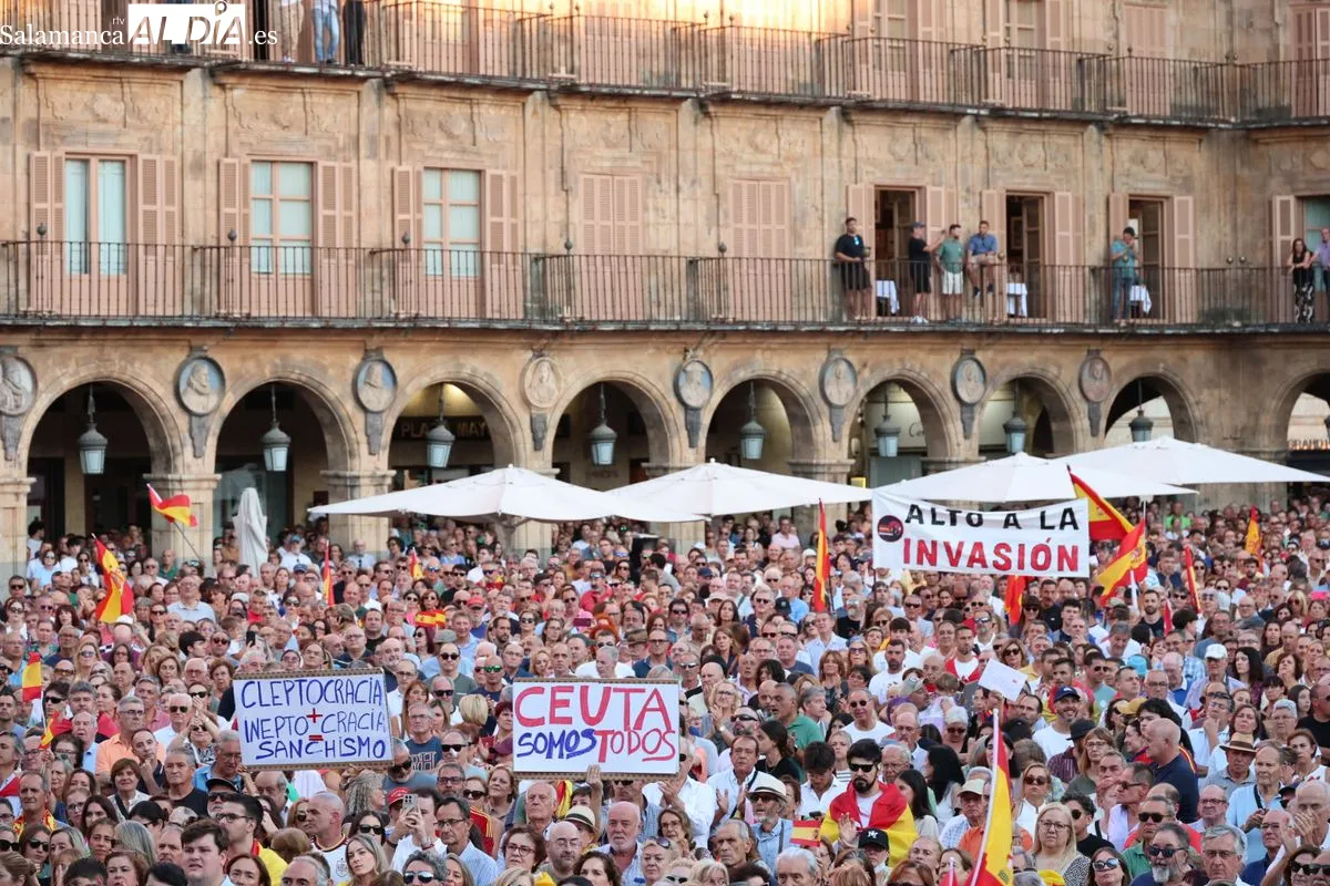 Clamor en Salamanca: 30.000 personas muestran su apoyo a Ceuta | Fotos: David Sañudo