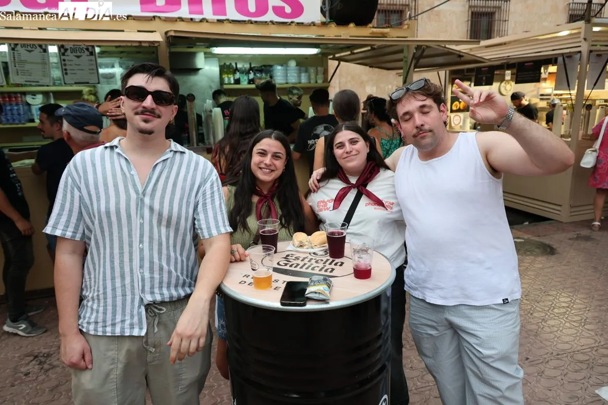 Gran afluencia de público en el primer día de casetas | Fotos: David Sañudo
