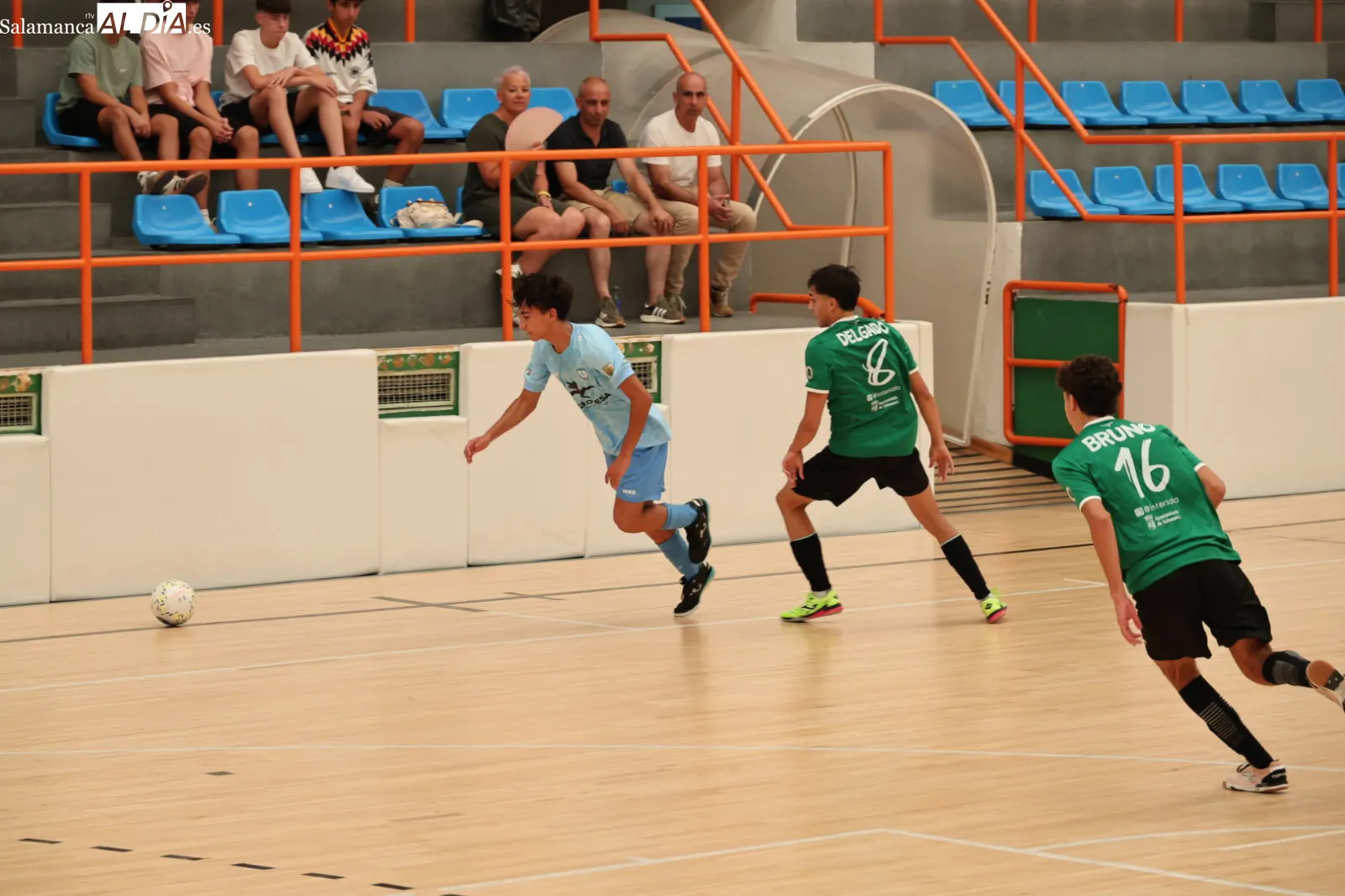 FOTOS | Máxima emoción en el torneo de fútbol sala del Salamanca FS por las Ferias