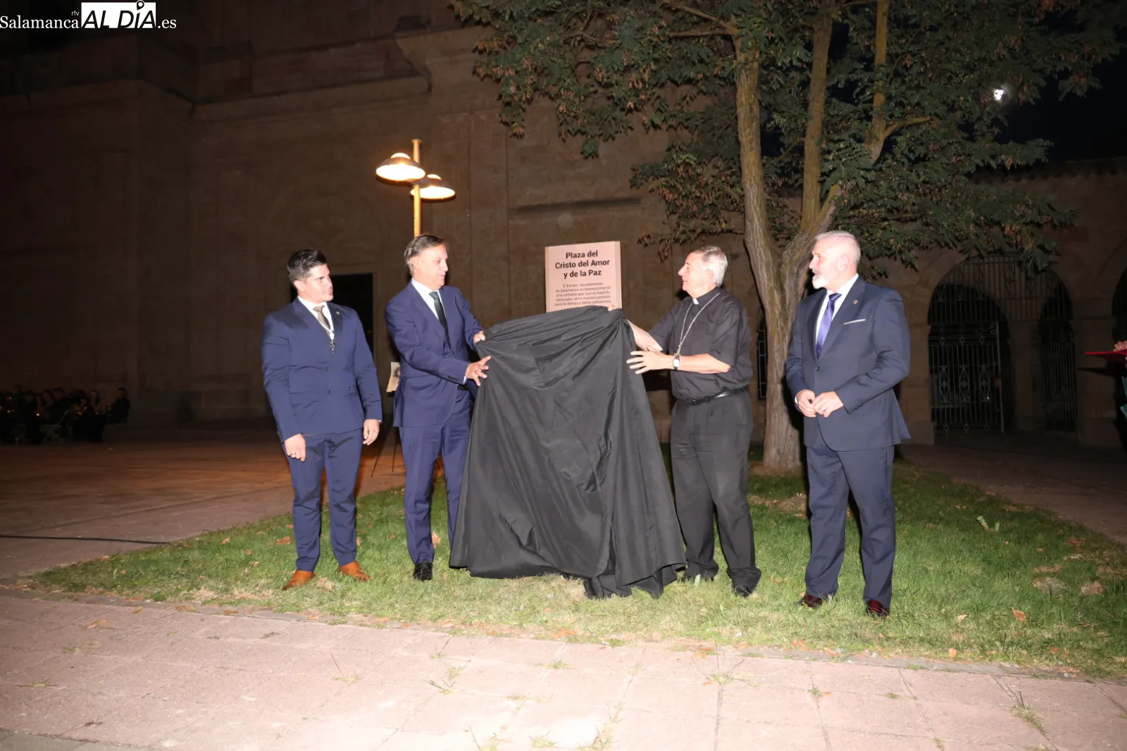 Inauguración de la Plaza del Cristo del Amor y de la Paz