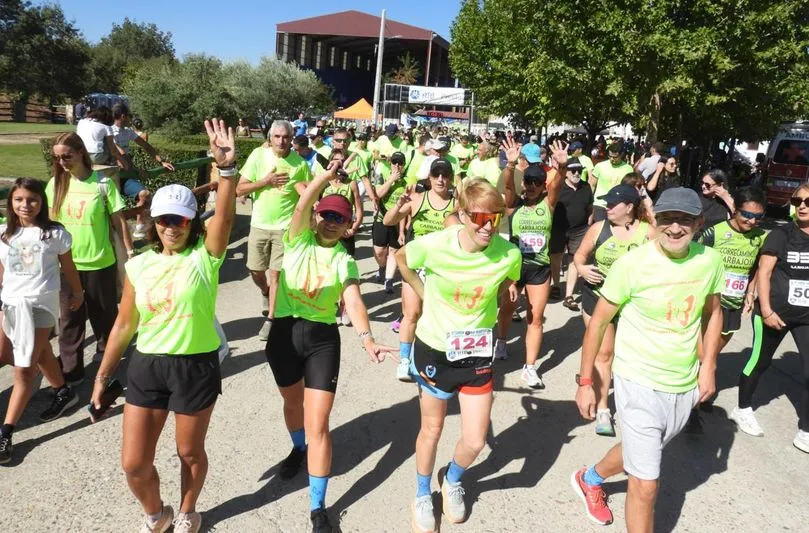 Foto 3 - &Eacute;xito solidario en Pe&ntilde;arandilla: m&aacute;s de 800 corredores contra la Piel de Mariposa