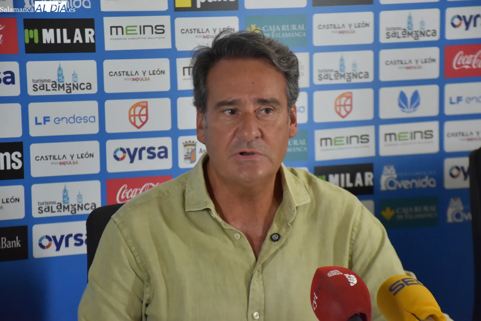 Presentación de Emma Johansson, como nueva jugadora del Meins Avenida. Fotos de Miguel González