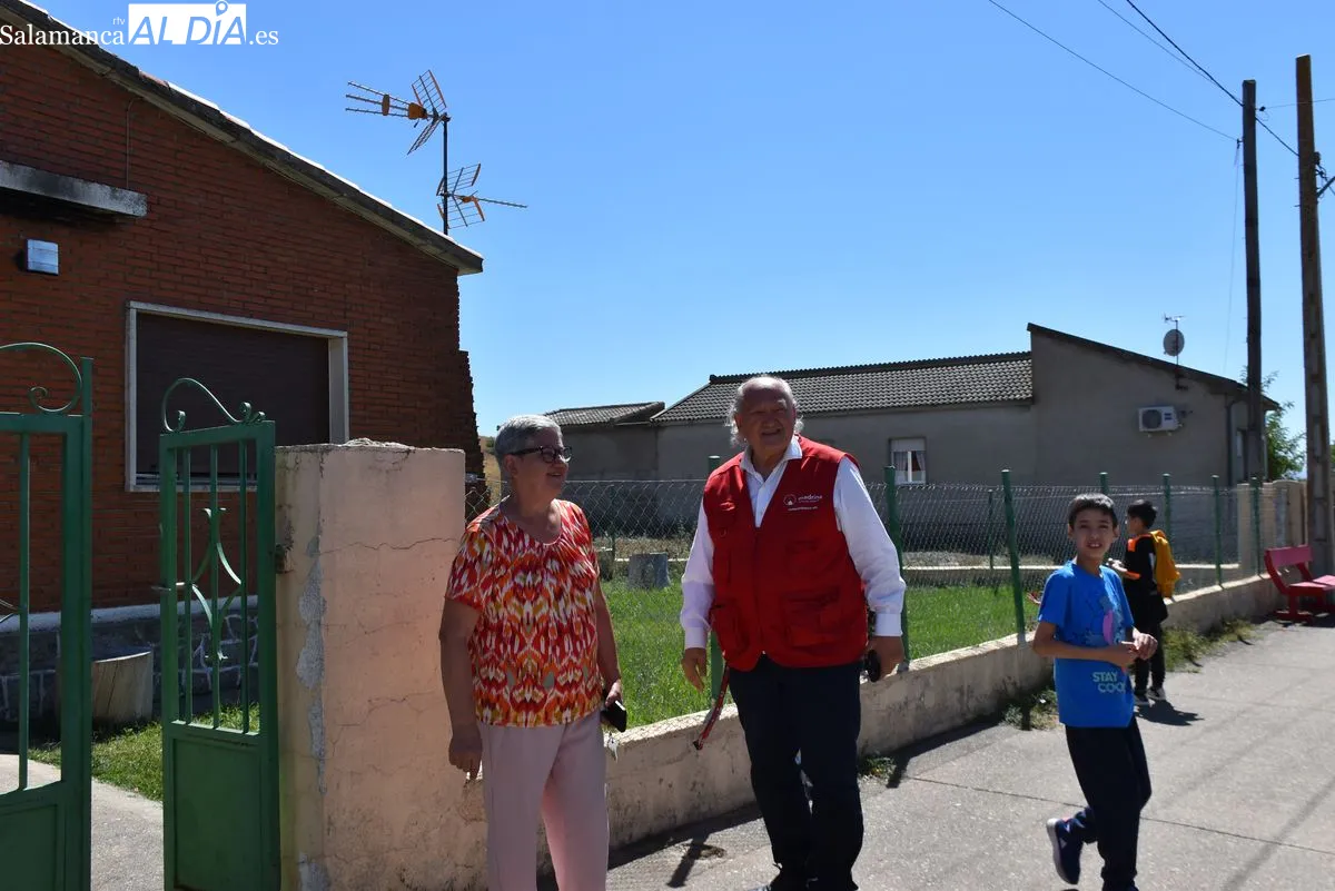 Llegada de la familia al municipio de San Muñoz | FOTOS: V. Martins