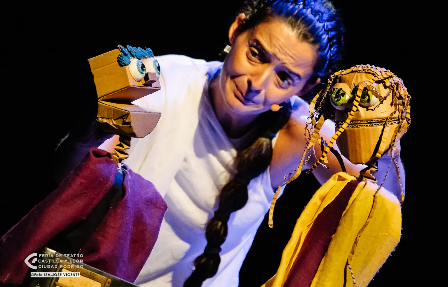 Foto 4 - Las obras 'El Fado de Ulises', 'El &uacute;ltimo aullido', 'Verano del 69 o el guateque que nunca fue' y 'Polvadera' triunfan en la Feria de Teatro  