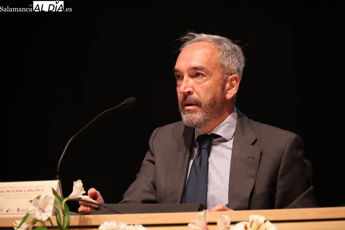 Inauguración del XXXVII Encuentro Nacional de Cofradías en el Palacio de Congresos de Salamanca. Foto de David Sañudo