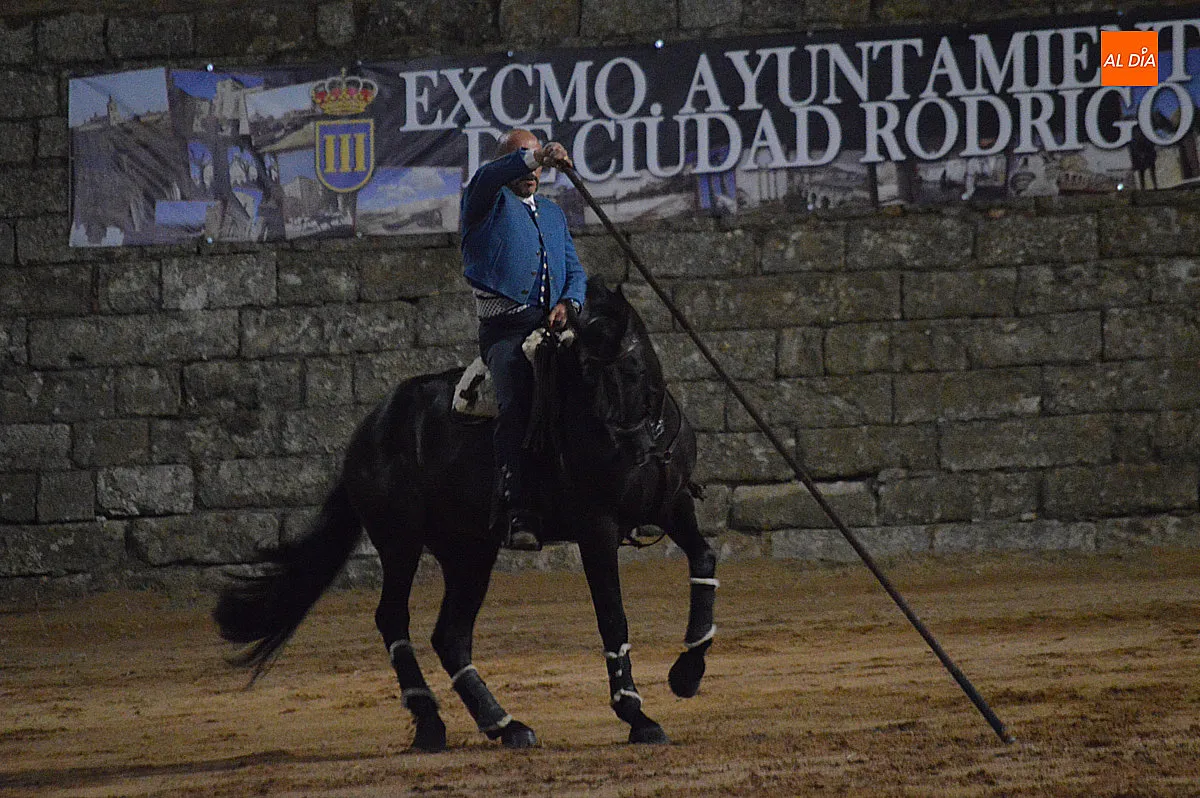 Foto 14 - Los fosos se estrenan en la XXV Feria de Caballo con una exhibici&oacute;n ecuestre 