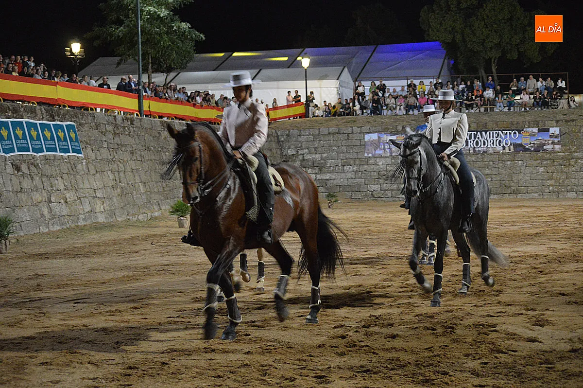 Foto 5 - Los fosos se estrenan en la XXV Feria de Caballo con una exhibici&oacute;n ecuestre 