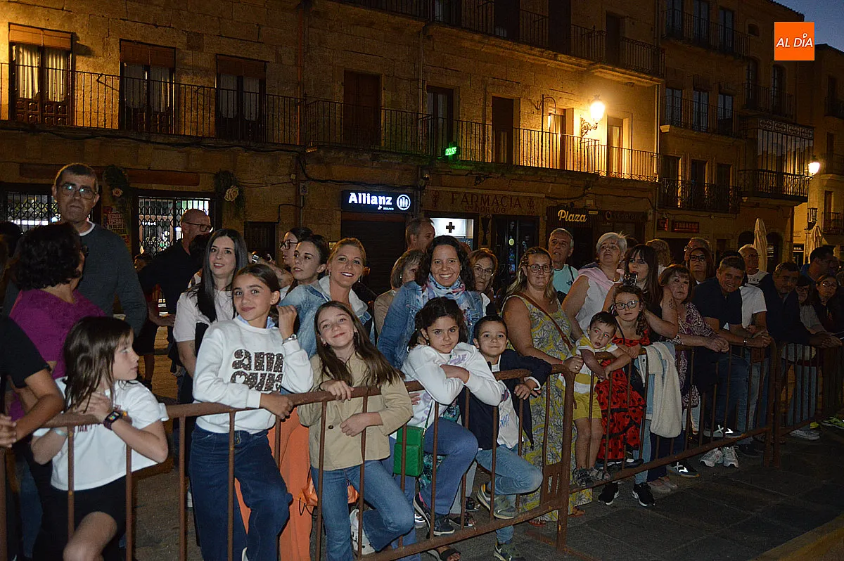 Foto 11 - La Feria del Caballo celebra sus bodas de plata e inaugura con la exhibici&oacute;n &laquo;El hechizo de la rosa&raquo;