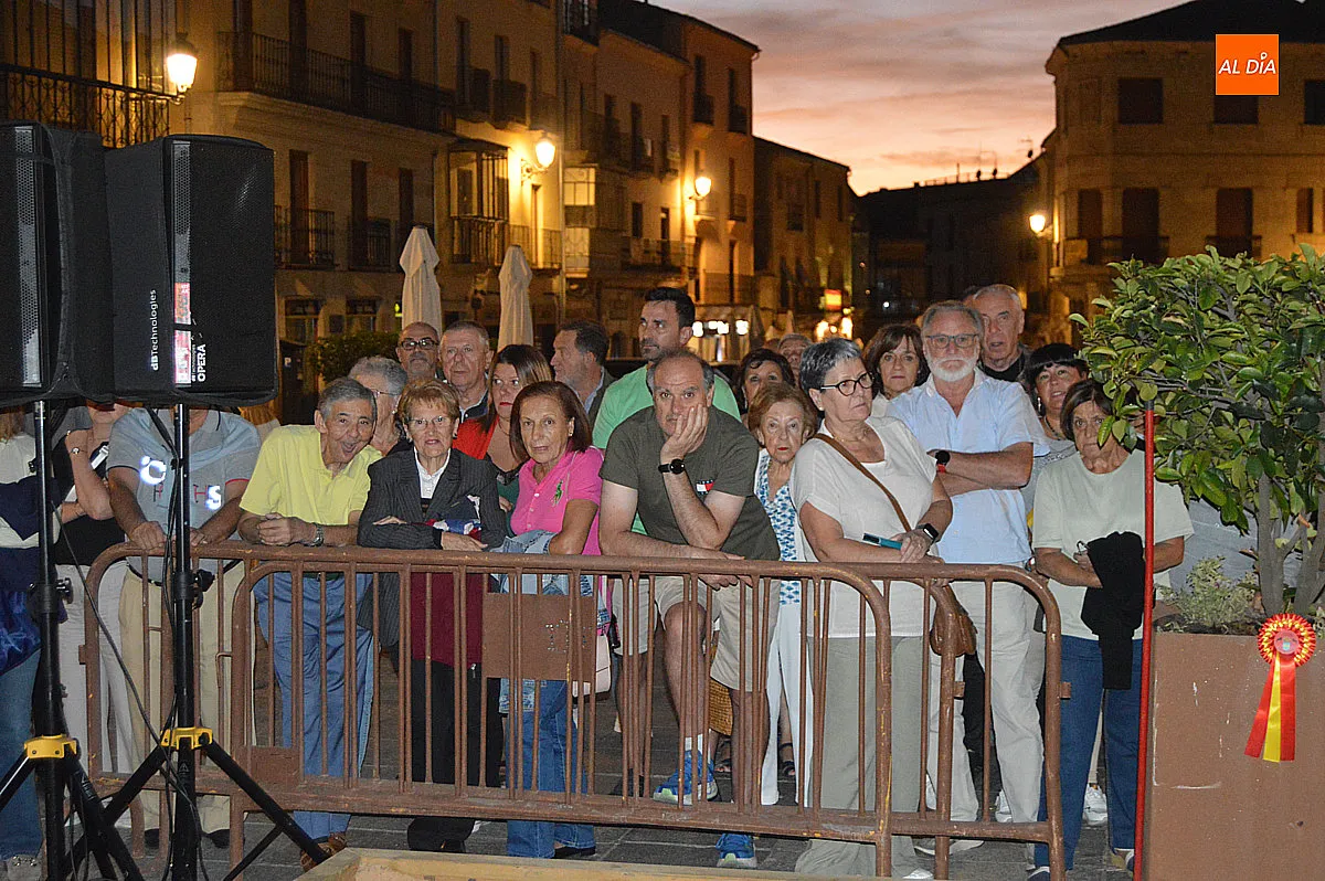 Foto 13 - La Feria del Caballo celebra sus bodas de plata e inaugura con la exhibici&oacute;n &laquo;El hechizo de la rosa&raquo;