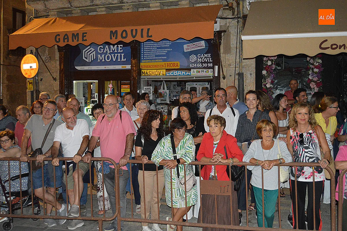 Foto 17 - La Feria del Caballo celebra sus bodas de plata e inaugura con la exhibici&oacute;n &laquo;El hechizo de la rosa&raquo;