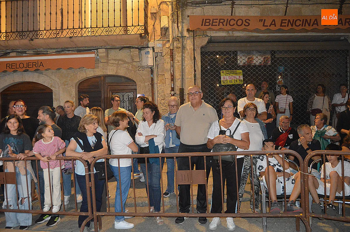 Foto 4 - La Feria del Caballo celebra sus bodas de plata e inaugura con la exhibici&oacute;n &laquo;El hechizo de la rosa&raquo;