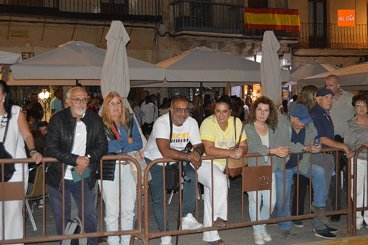 Foto 6 - La Feria del Caballo celebra sus bodas de plata e inaugura con la exhibici&oacute;n &laquo;El hechizo de la rosa&raquo;
