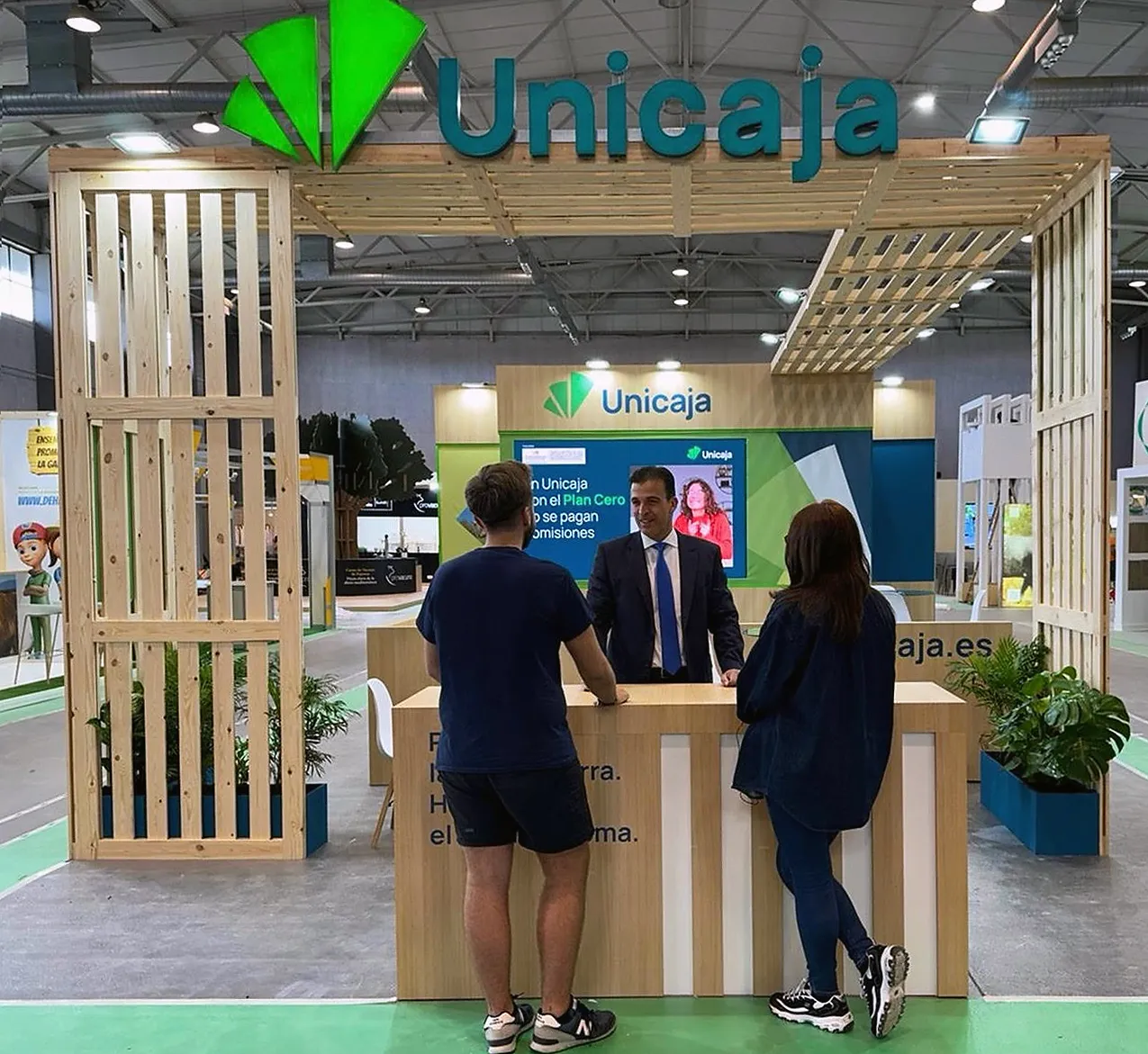 Foto 2 - Unicaja ofrecer&aacute; asesoramiento para agricultores y ganaderos en su expositor de Salamaq