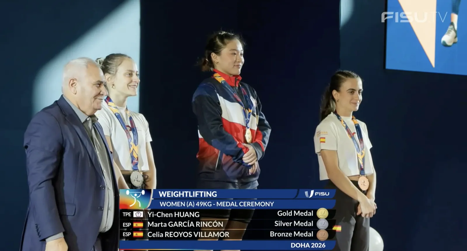 Foto 2 - Marta Garc&iacute;a logra tres platas en el Mundial Universitario de halterofilia