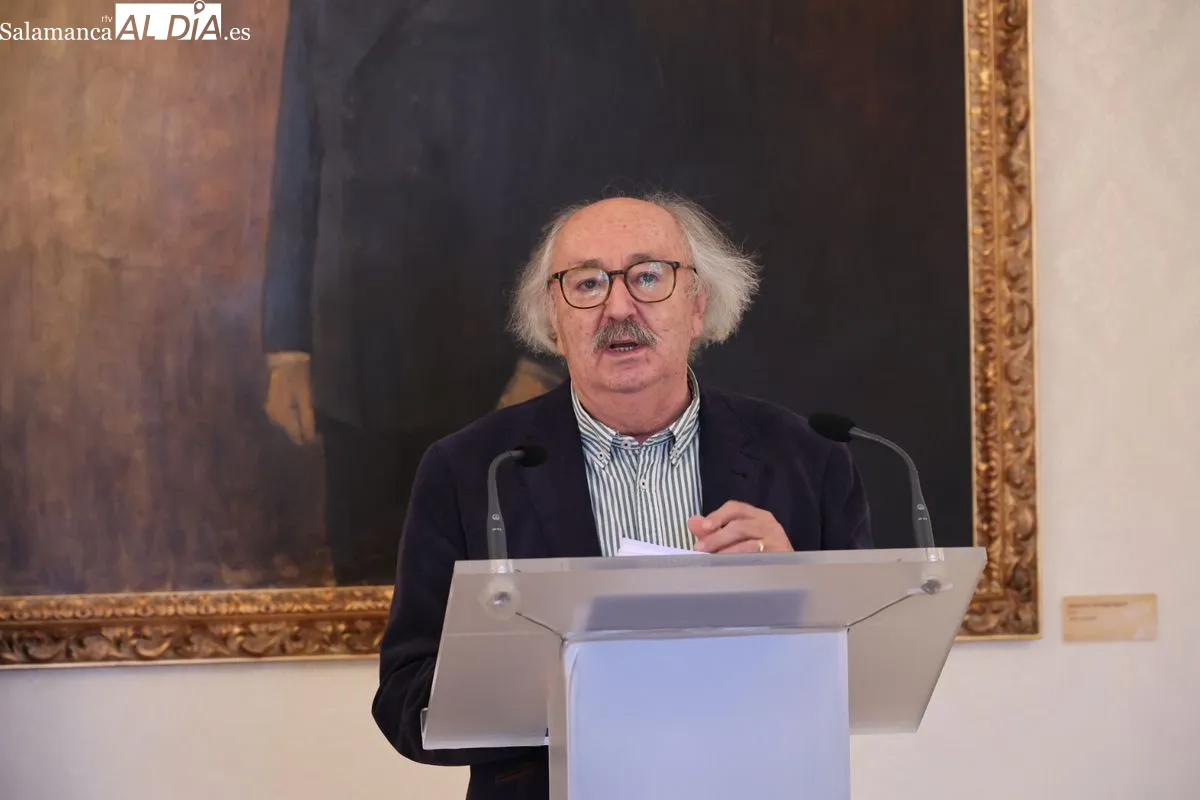 Acto en el Ayuntamiento para anunciar los ganadores de los Premios Ciudad de Salamanca de Novela y Poesía. Foto de David Sañudo