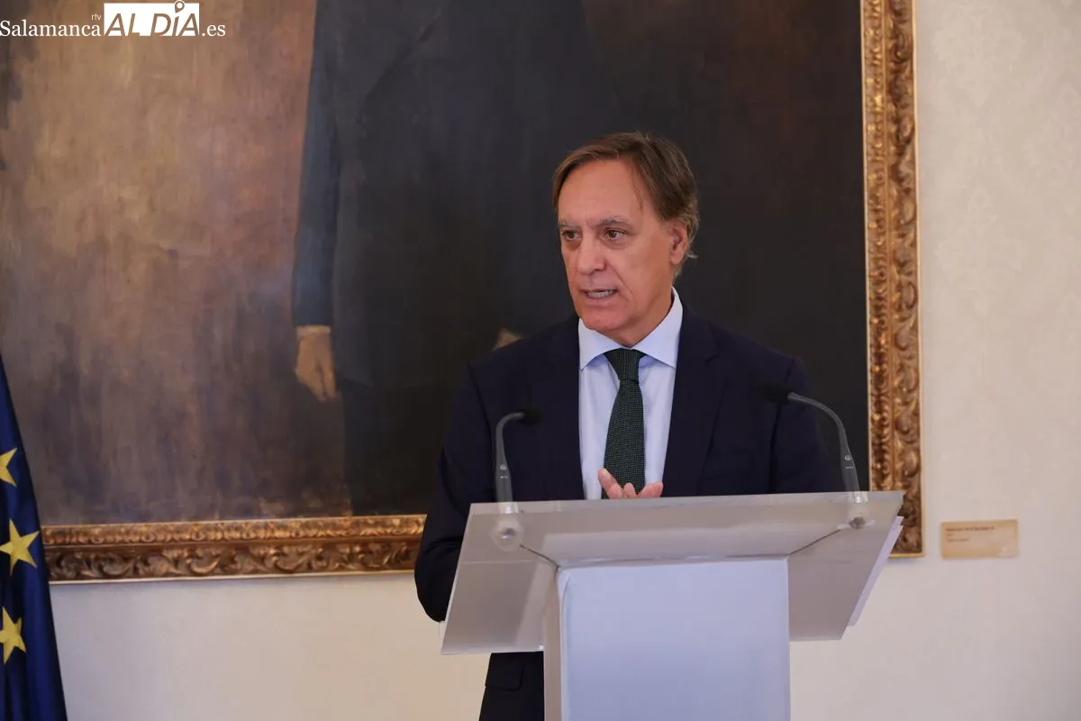 Acto en el Ayuntamiento para anunciar los ganadores de los Premios Ciudad de Salamanca de Novela y Poesía. Foto de David Sañudo