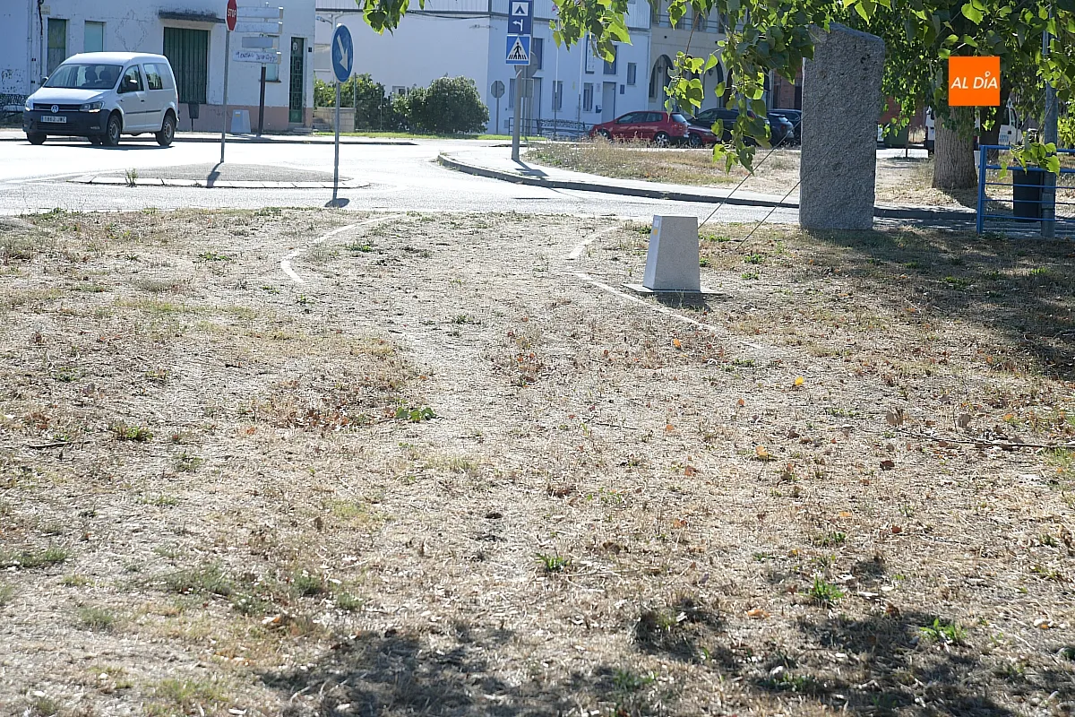 Hitos en la futura ruta peatonal y clicloturista a orillas del Águeda