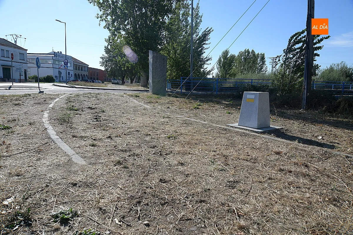 Hitos en la futura ruta peatonal y clicloturista a orillas del Águeda