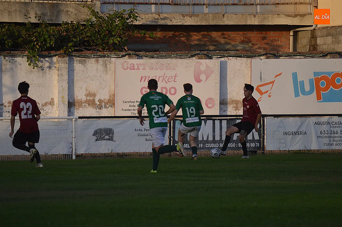 Partido amistoso entre la UDM y CD Guijuelo B