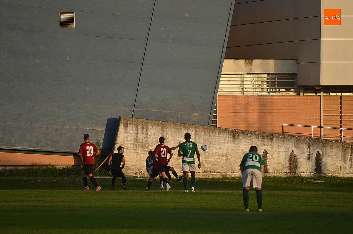 Partido amistoso entre la UDM y CD Guijuelo B