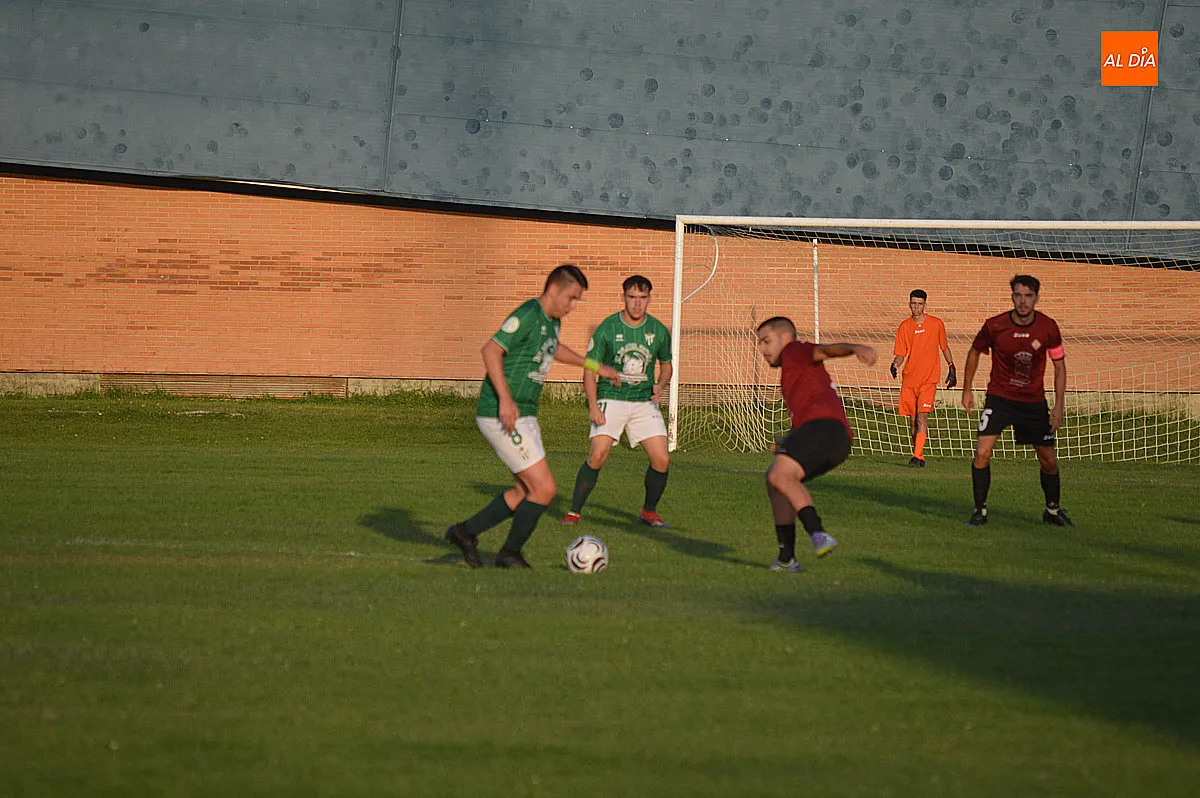 Partido amistoso entre la UDM y CD Guijuelo B