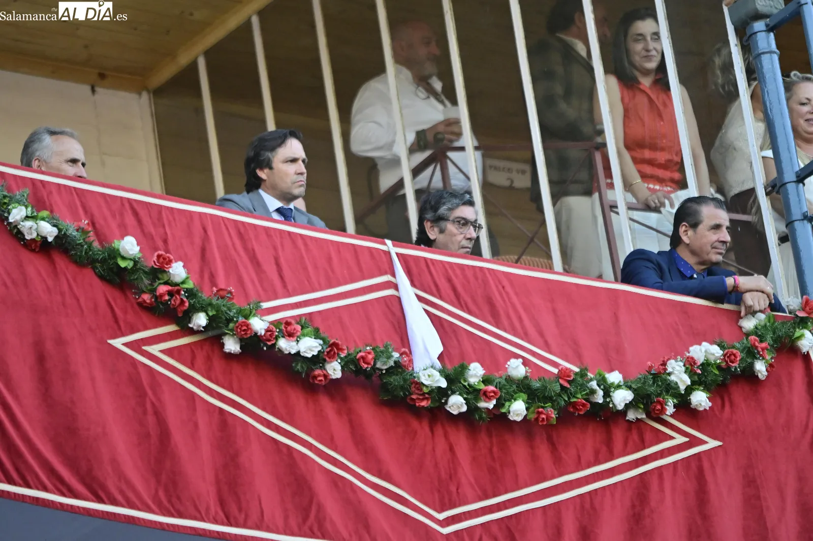 Foto 5 - Llenazo, cante y puros para el fin de fiesta 