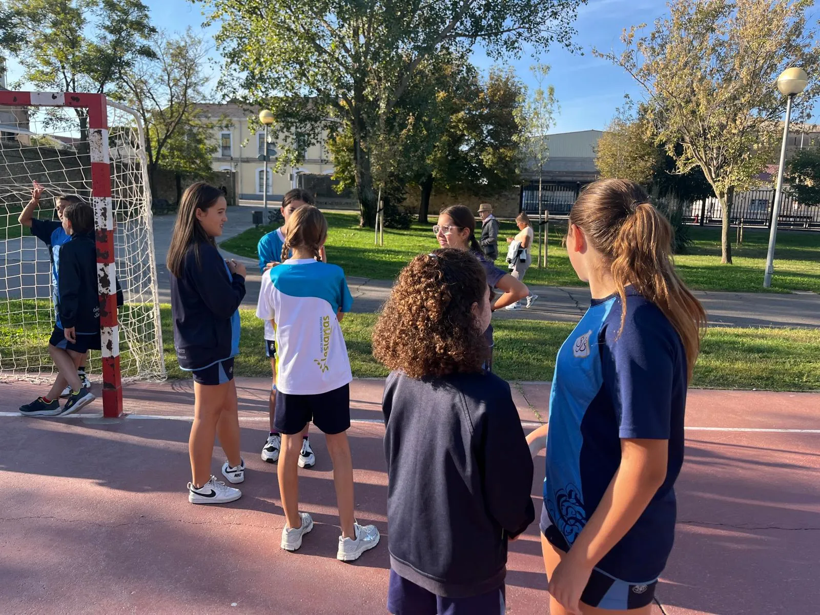 Oración, juegos y un gran puzle en la jornada de convivencia de San Juan Bosco