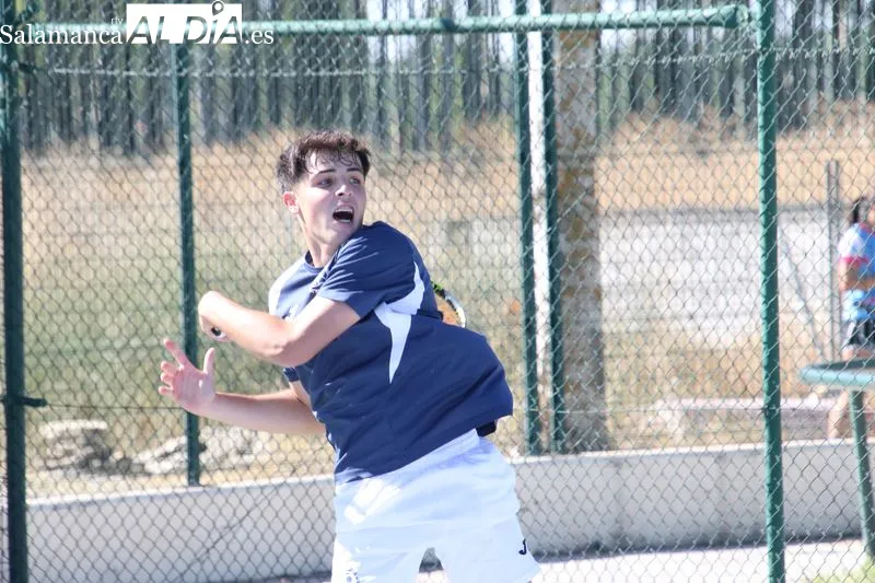 Foto 10 - El Club de Tenis Alba cede ante el favorito Torre Pacheco y luchar&aacute; por el tercer puesto