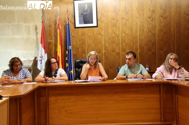 Foto 5 - La rebaja en la inversi&oacute;n del puente medieval de Alba desata el debate en el pleno municipal