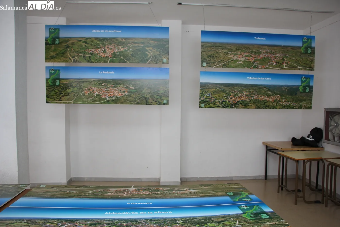 El Centro Cultural de Vitigudino acoge la muestra fotográfica 'Arribes, pueblo a pueblo'/ CORRAL 